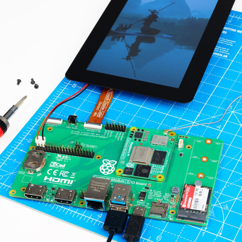 Несуча плата Raspberry Pi Compute Module 5 I/O Board REV2